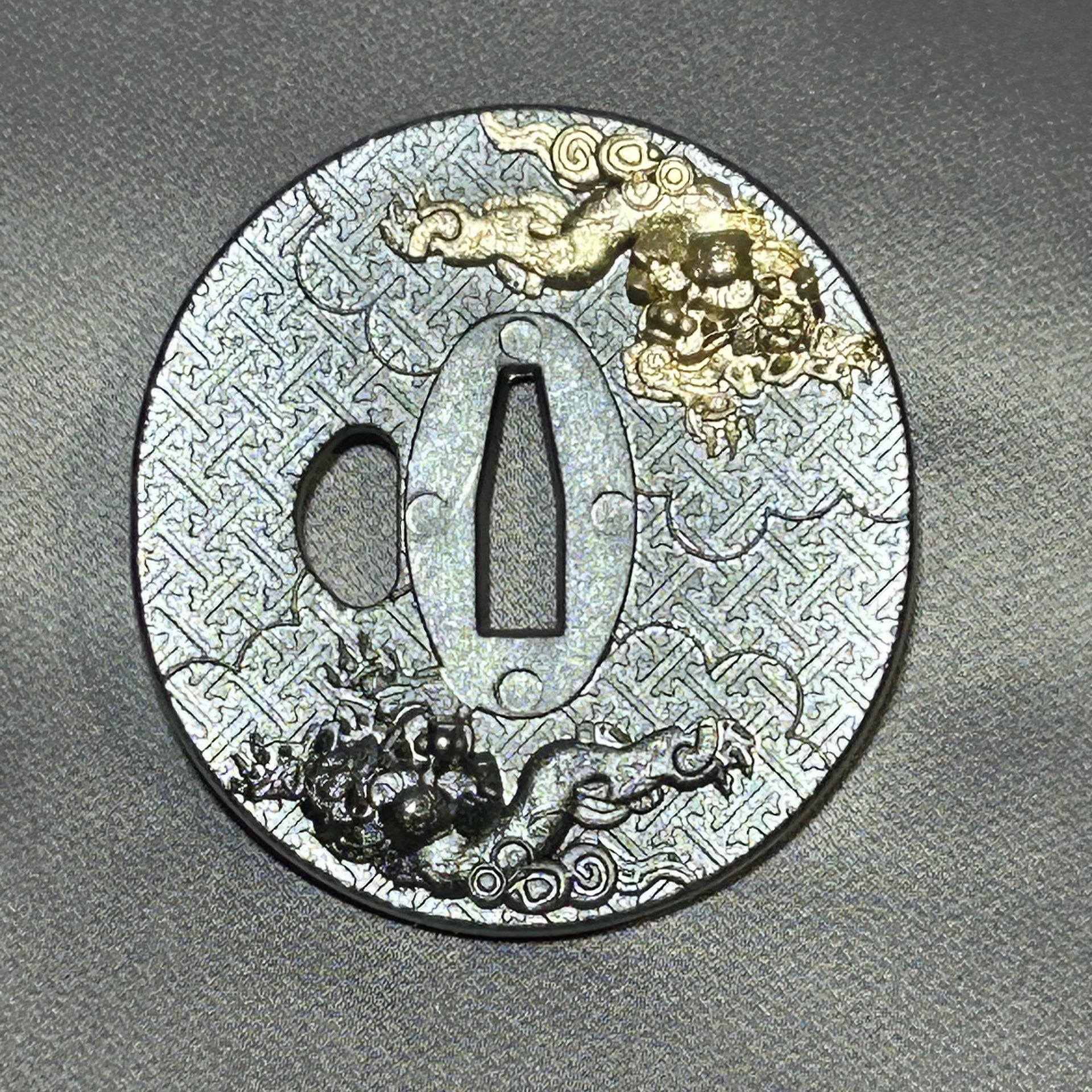 日本刀販売専門店 銀座長州屋 鍔 鐔 販売品 遊戯獅子図鍔（鐔