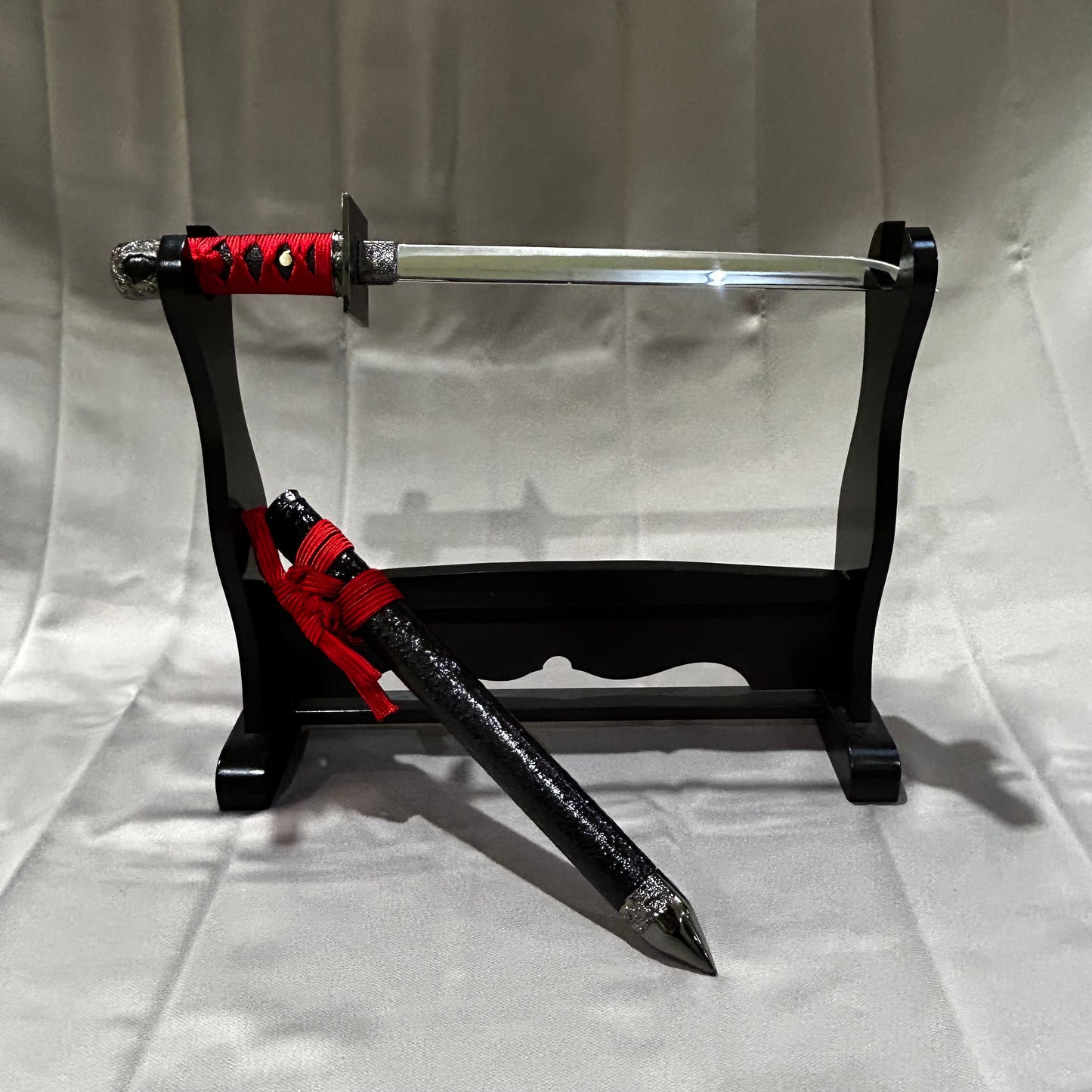 Mini ninja sword red thread specification