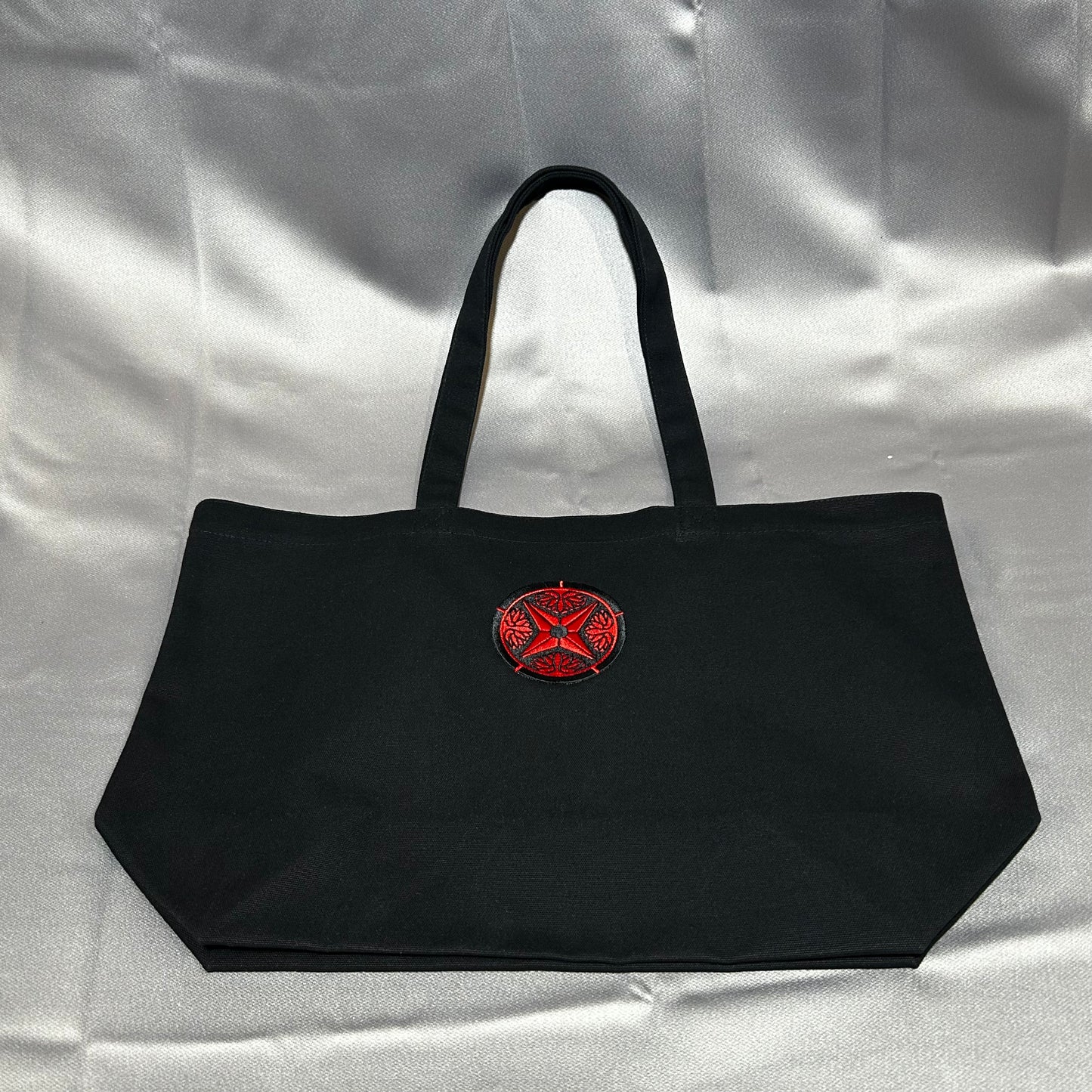 Tote bag family crest emblem Oyoko